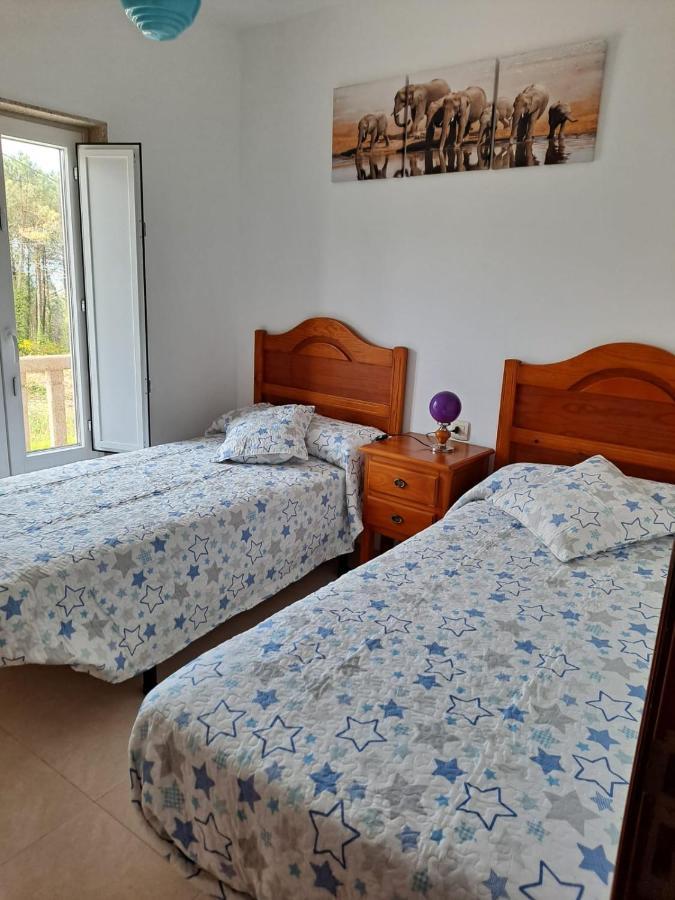 Casa Amarela Corcubion